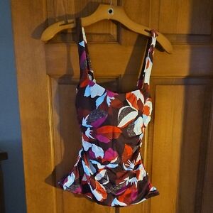 Athleta Multicolor Floral Swimsuit Top, NWT